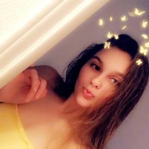 Meet your Posher, Sarah beth